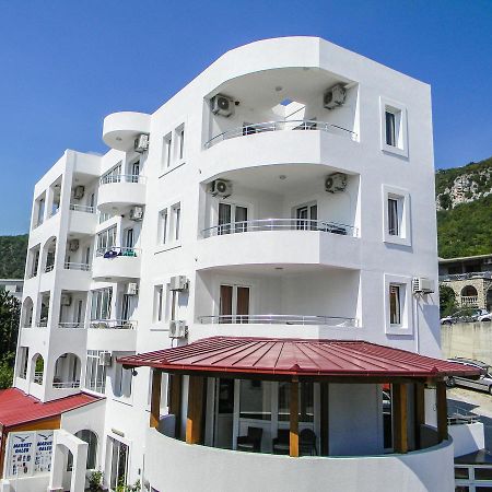 Hotel Galeb Čanj Buitenkant foto